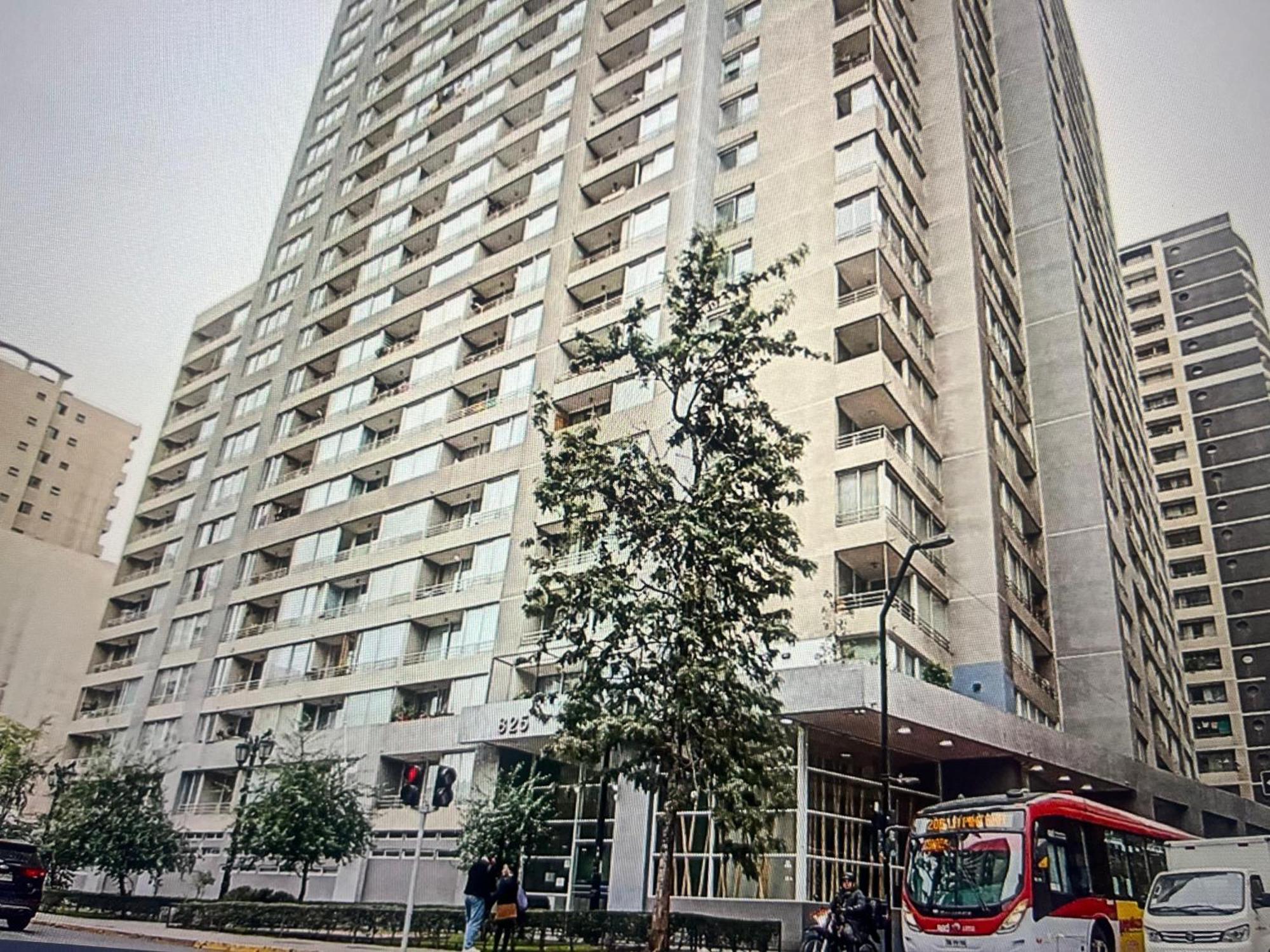 Cerca Movistar Arena Y A Pasos Del Metro Universidad De Chile Con Estacionamiento Santiago Buitenkant foto